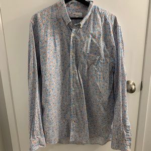 GAP floral button down shirt